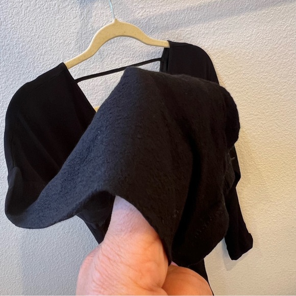 ASTR The Label Black Long Sleeve Romper - Picture 4 of 10